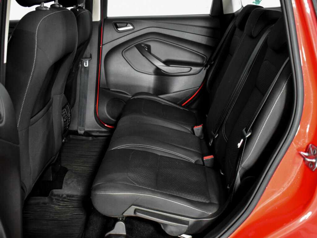 Ford Kuga с пробегом — 2017 год. Фото: #9