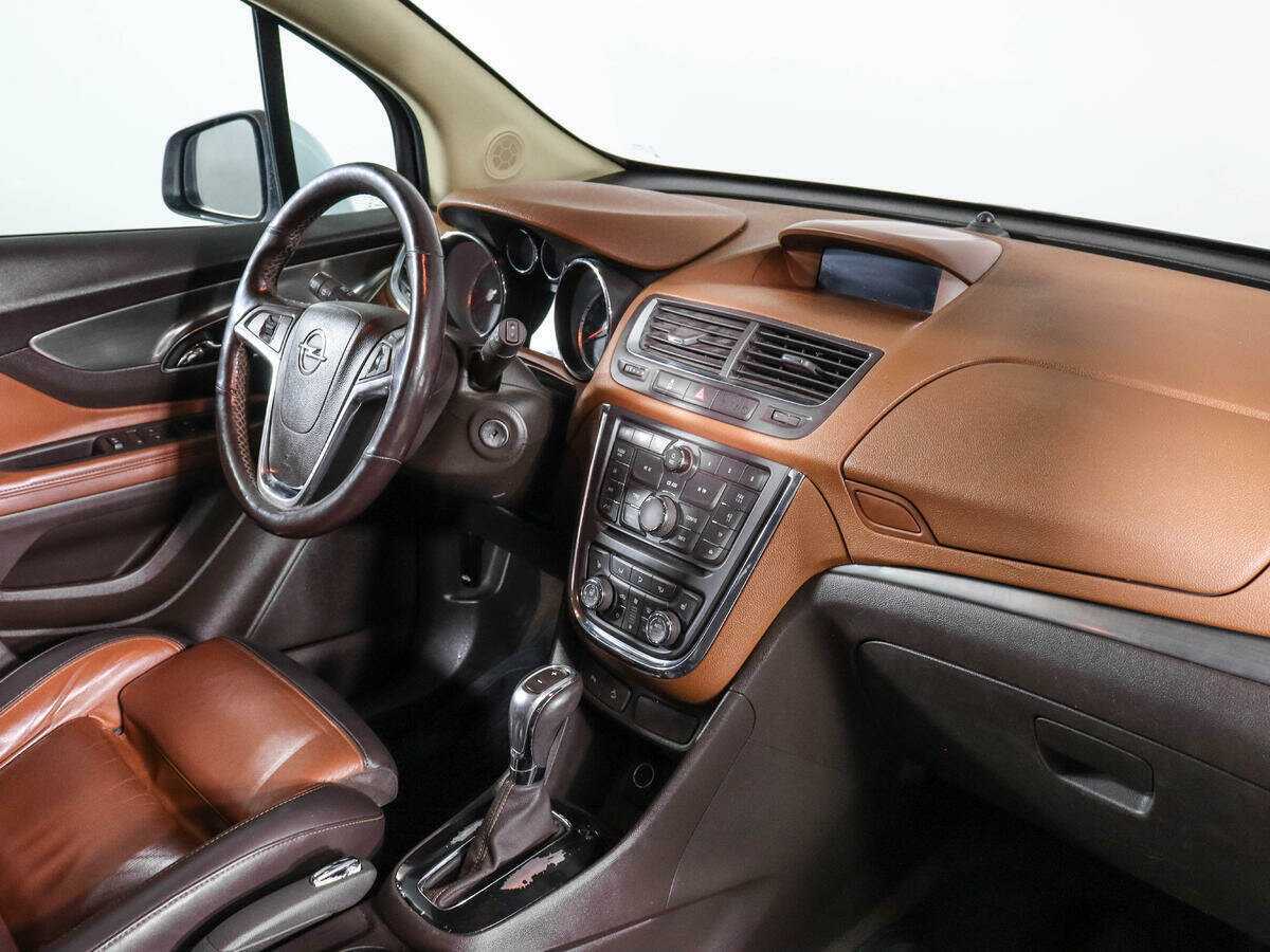 Opel Mokka с пробегом — 2013 год. Фото: #6