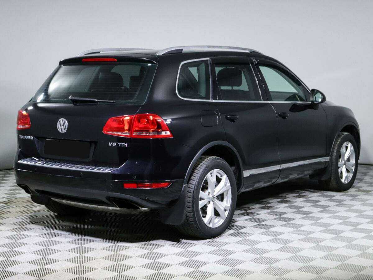 Volkswagen Touareg с пробегом — 2012 год. Фото: #4