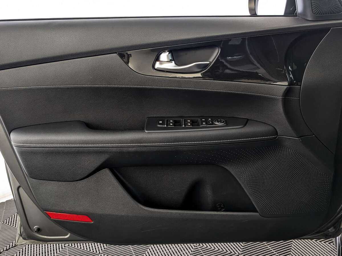 Kia Cerato с пробегом — 2021 год. Фото: #14