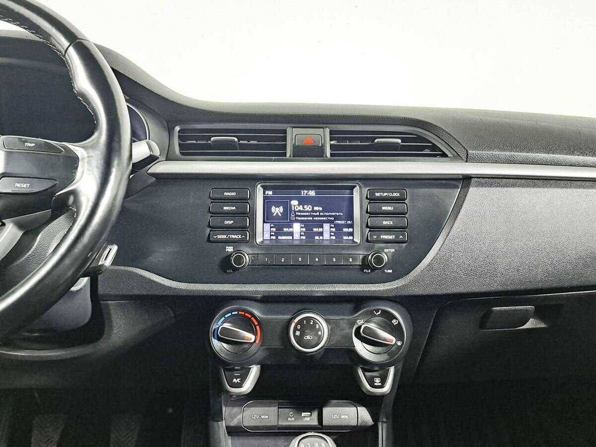 Kia Rio с пробегом — 2018 год. Фото: #10