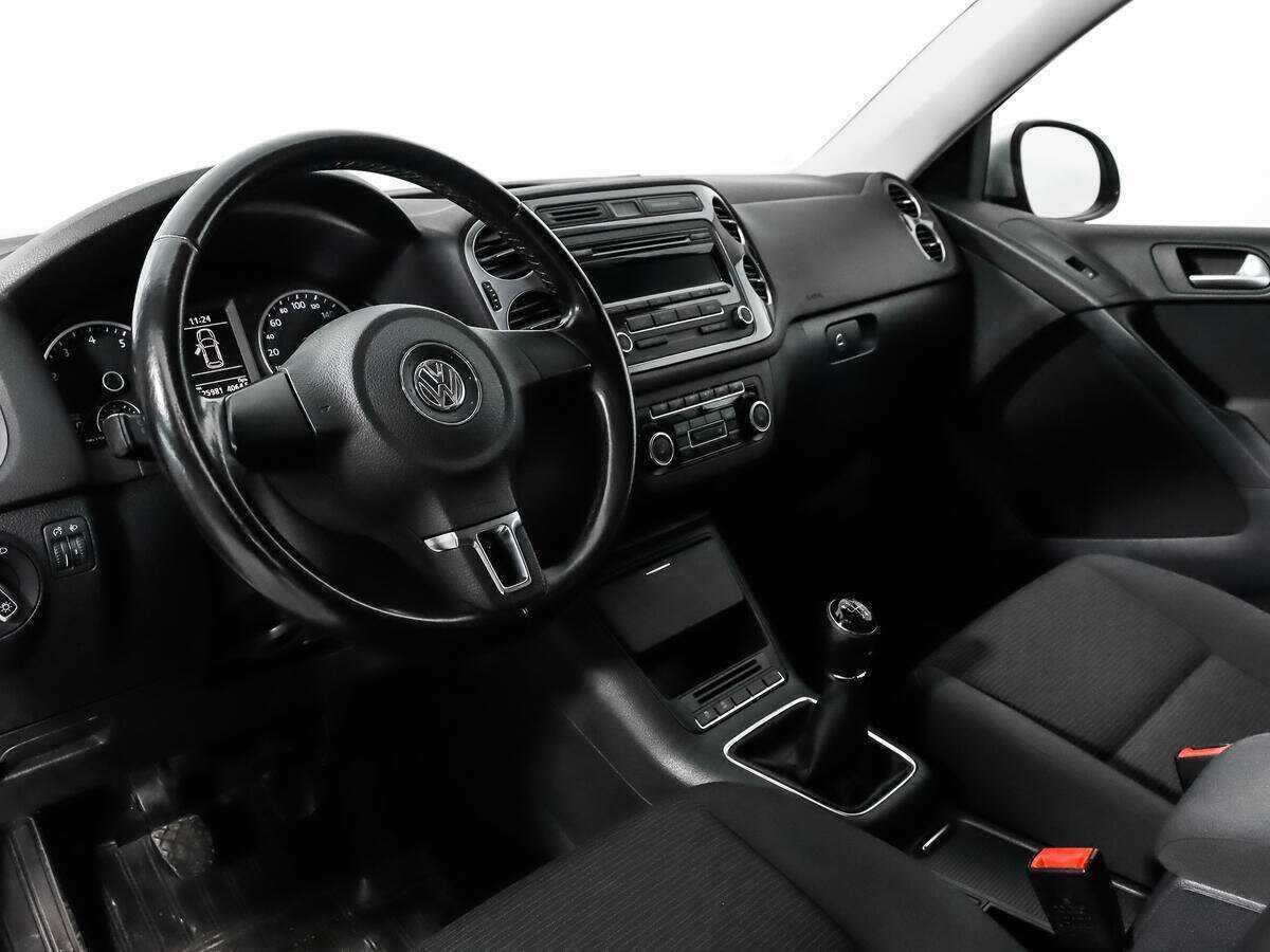 Volkswagen Tiguan с пробегом — 2014 год. Фото: #8