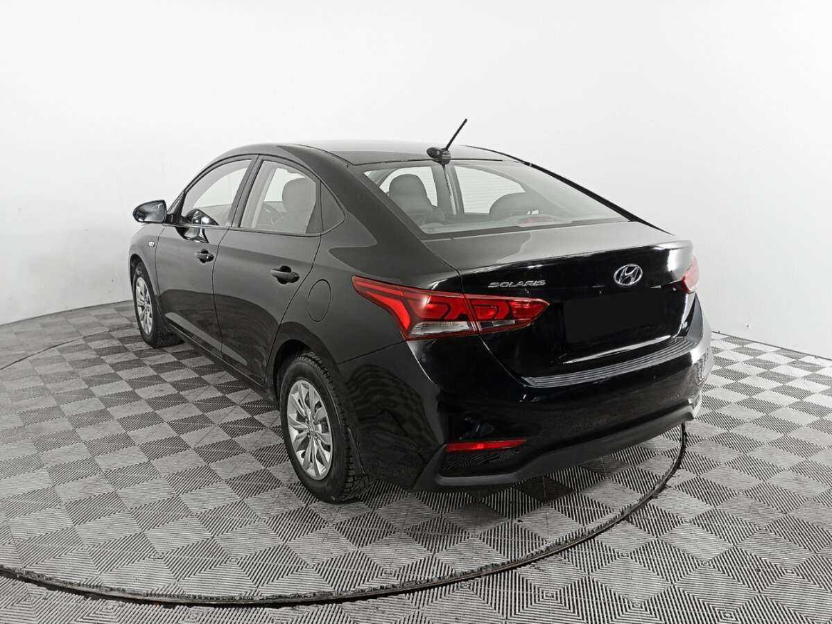 Hyundai Solaris с пробегом — 2017 год. Фото: #6