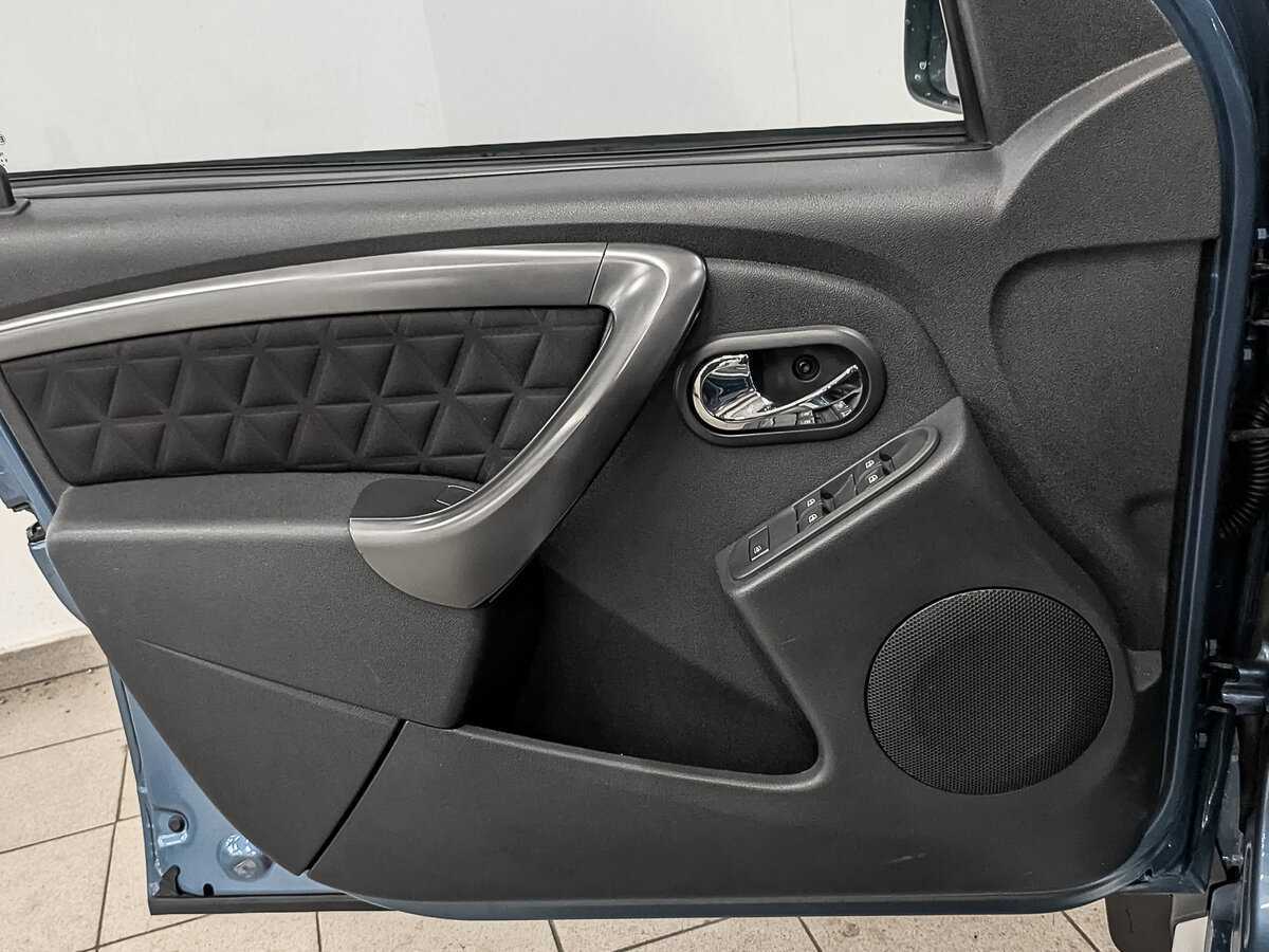 Renault Duster с пробегом — 2015 год. Фото: #18