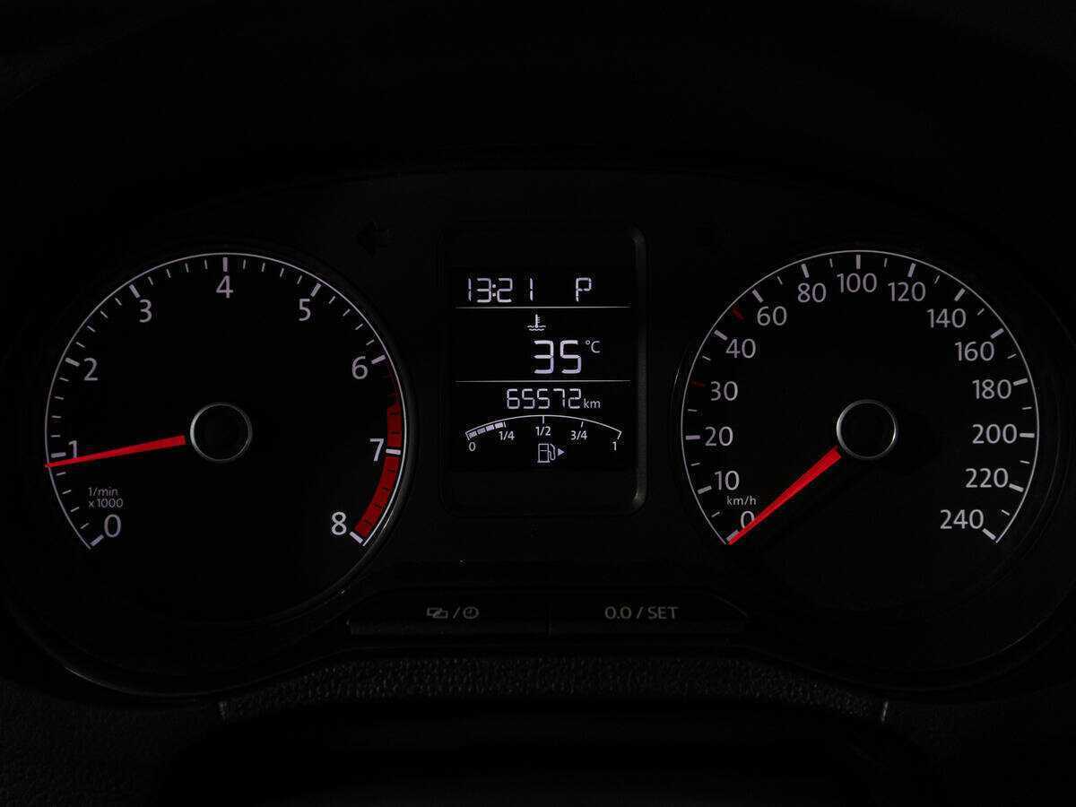 Volkswagen Polo с пробегом — 2019 год. Фото: #11