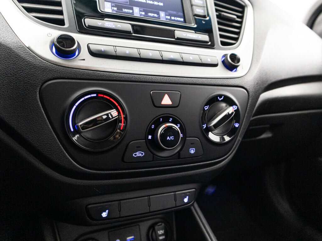 Hyundai Solaris с пробегом — 2018 год. Фото: #14