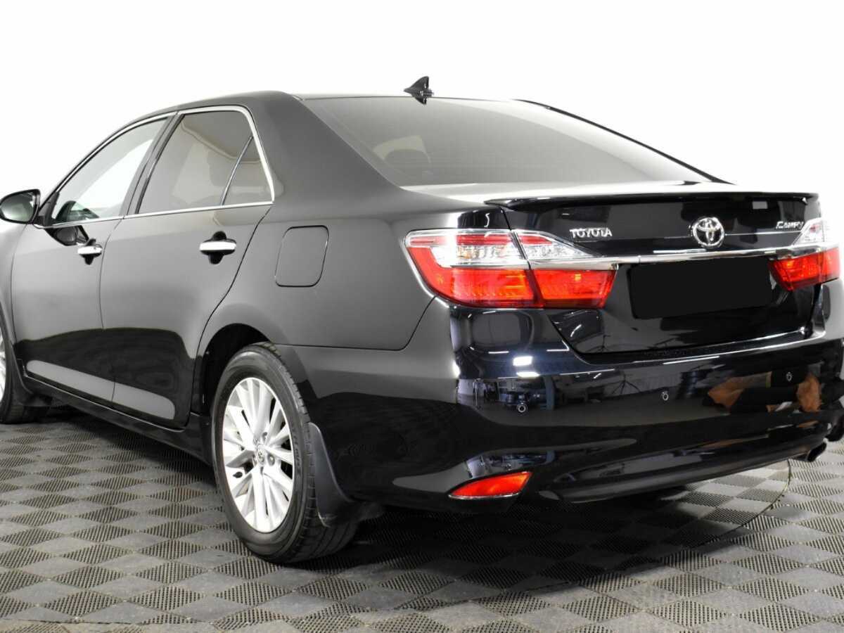 Toyota Camry с пробегом — 2015 год. Фото: #5