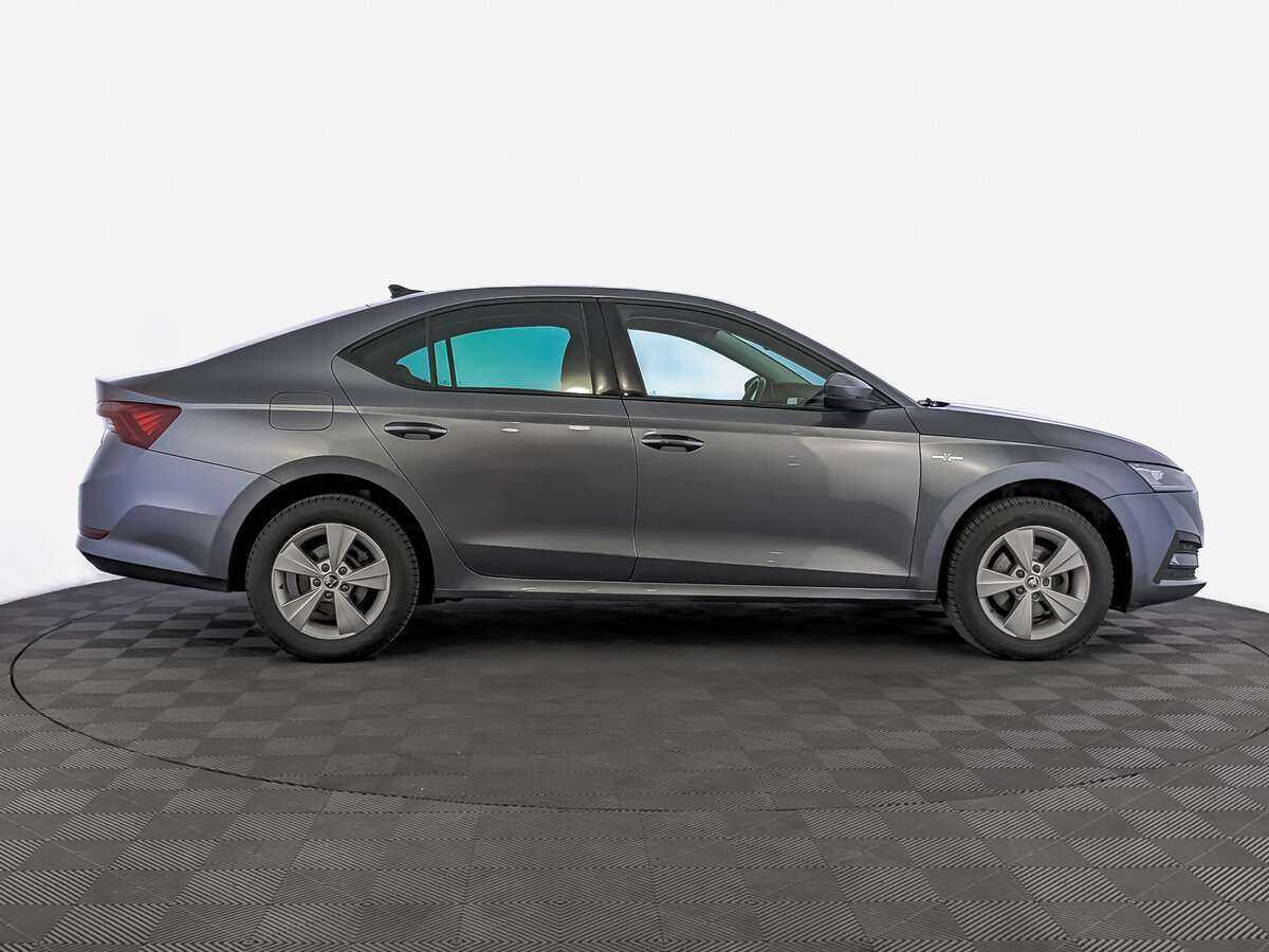 Skoda Octavia с пробегом — 2021 год. Фото: #3