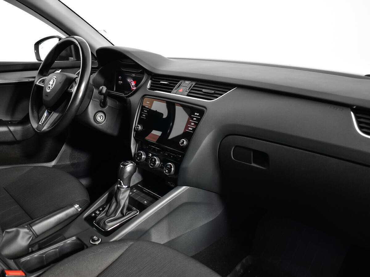 Skoda Octavia с пробегом — 2019 год. Фото: #8