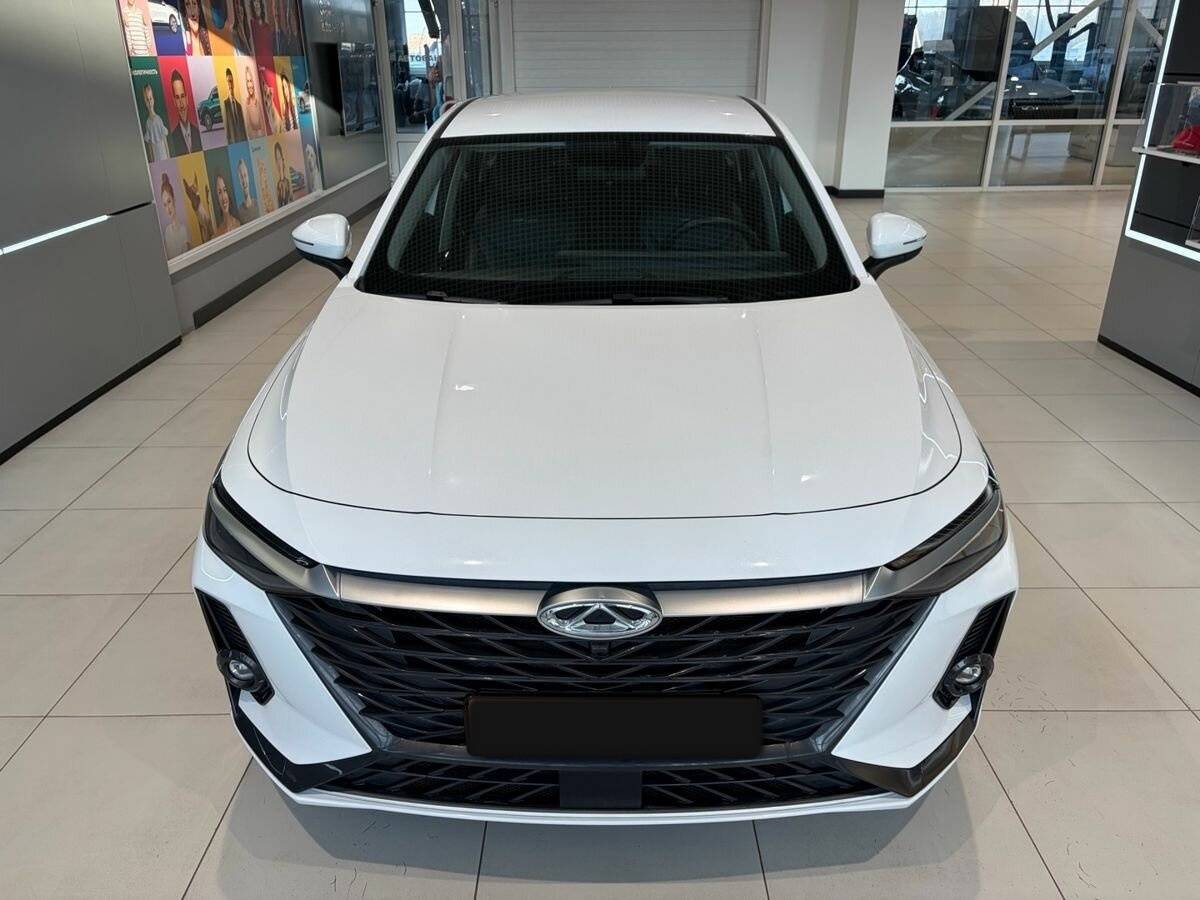 Chery Arrizo 8 с пробегом — 2024 год. Фото: #1