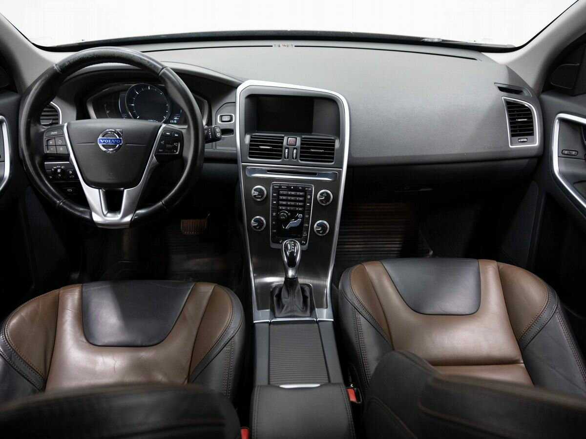 Volvo XC60 с пробегом — 2014 год. Фото: #12