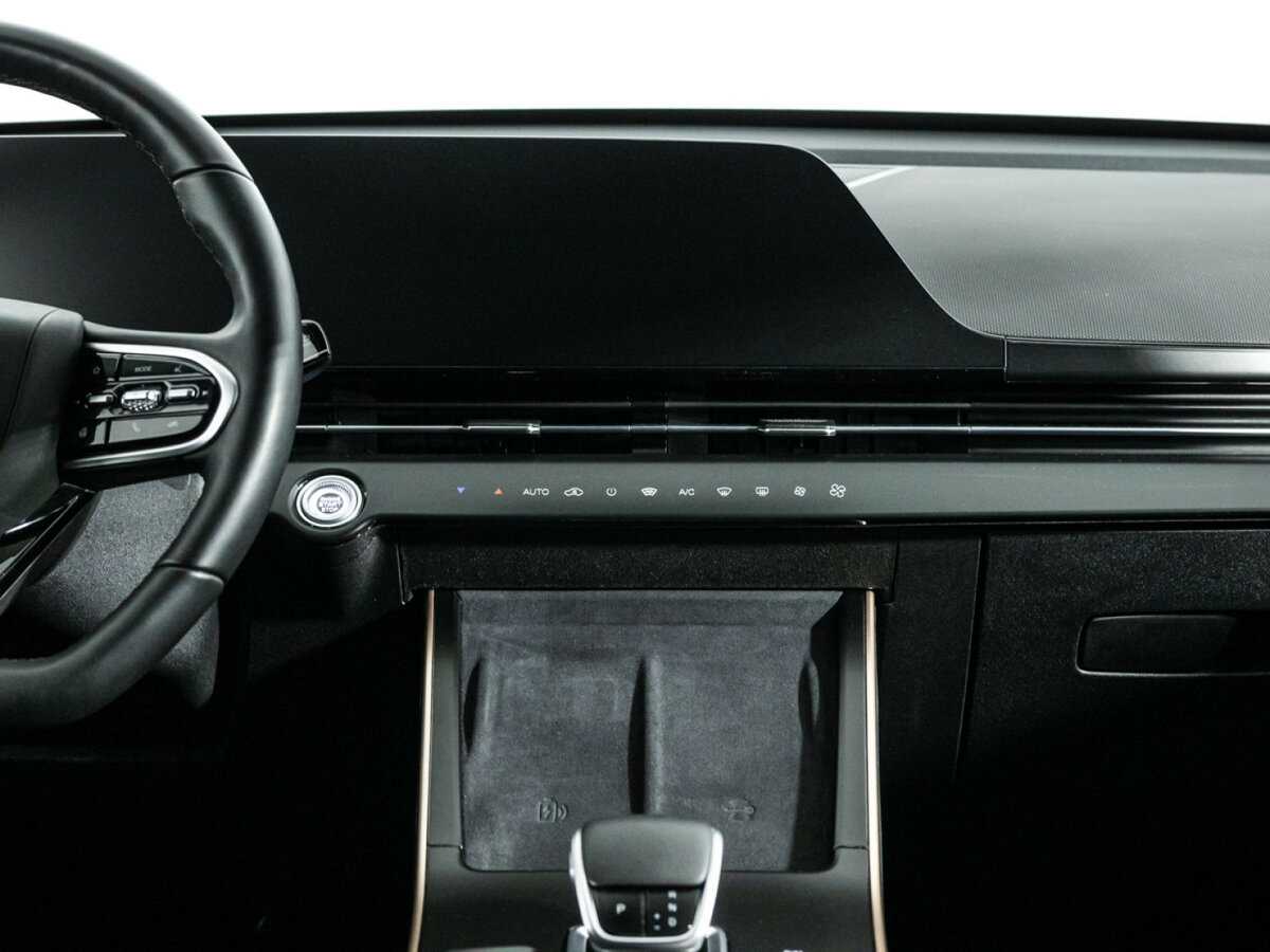 OMODA C5 с пробегом — 2023 год. Фото: #13