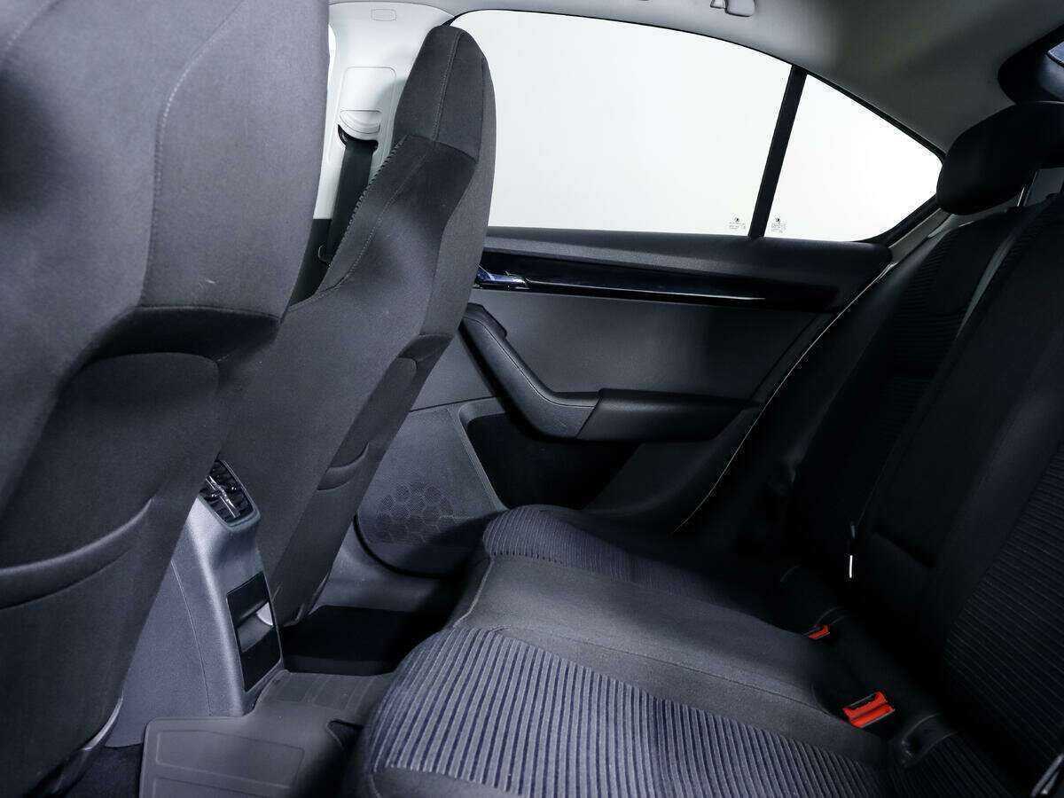 Skoda Octavia с пробегом — 2016 год. Фото: #8