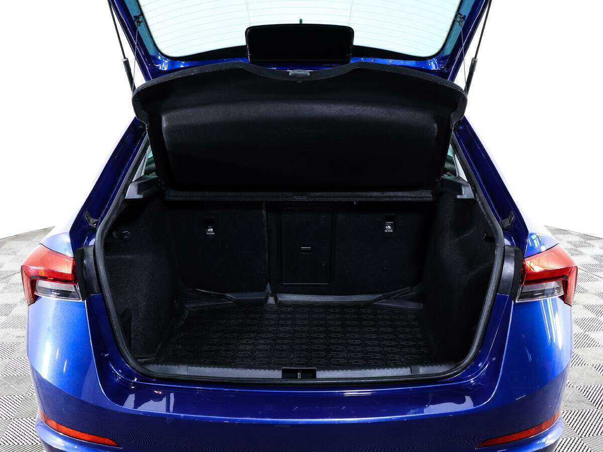 Skoda Rapid с пробегом — 2020 год. Фото: #18