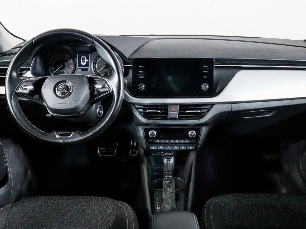 Skoda Rapid с пробегом — 2020 год. Фото: #11