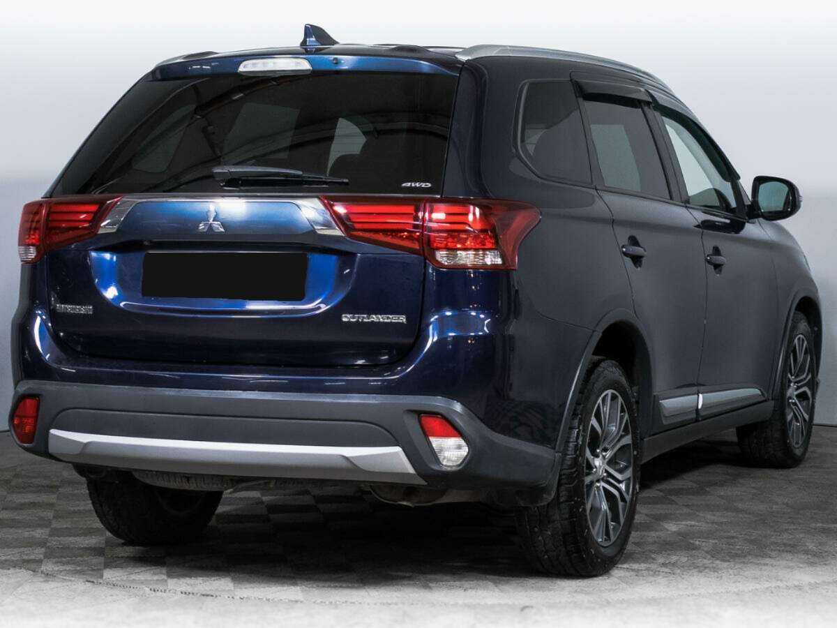Mitsubishi Outlander с пробегом — 2017 год. Фото: #4