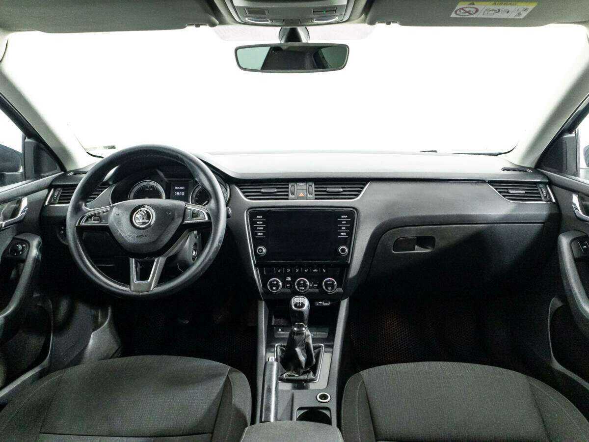 Skoda Octavia с пробегом — 2018 год. Фото: #12
