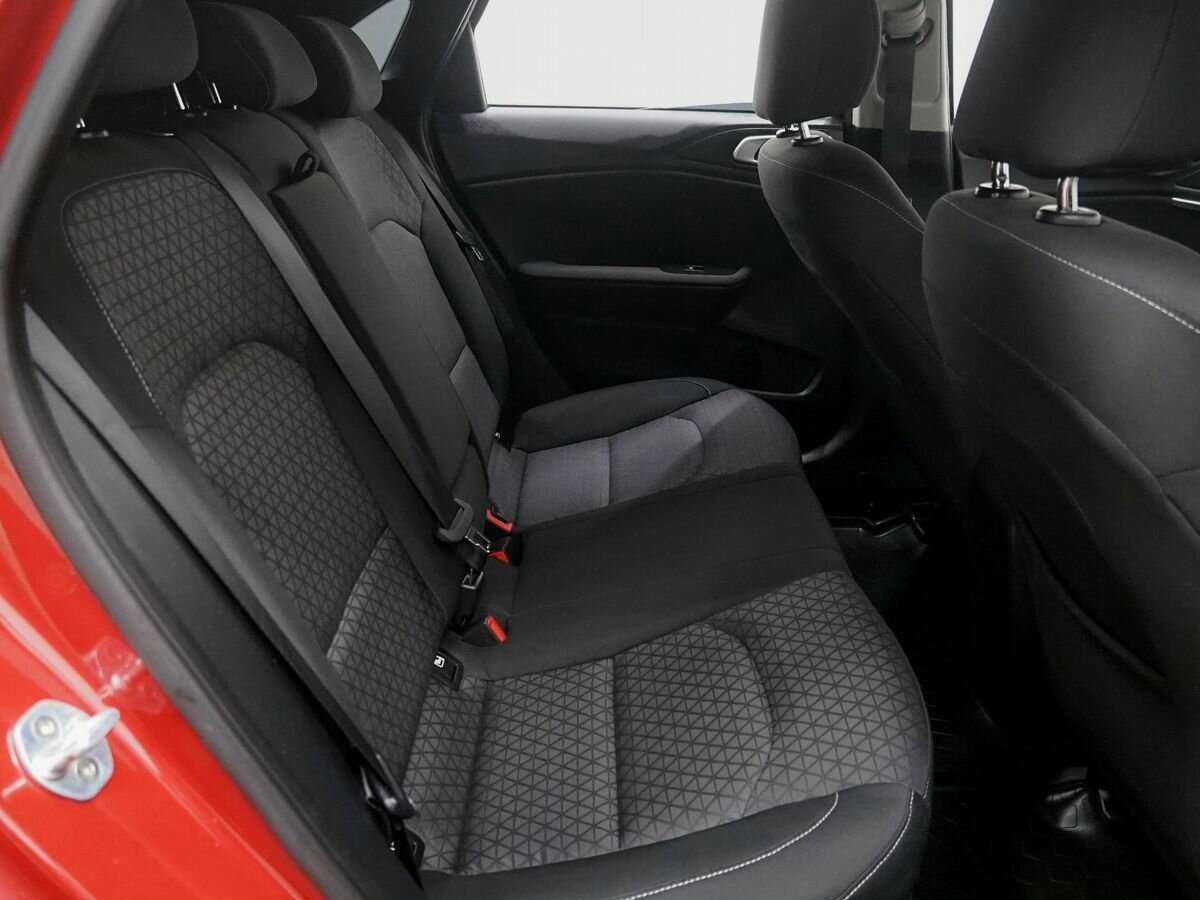 Kia Ceed с пробегом — 2018 год. Фото: #8