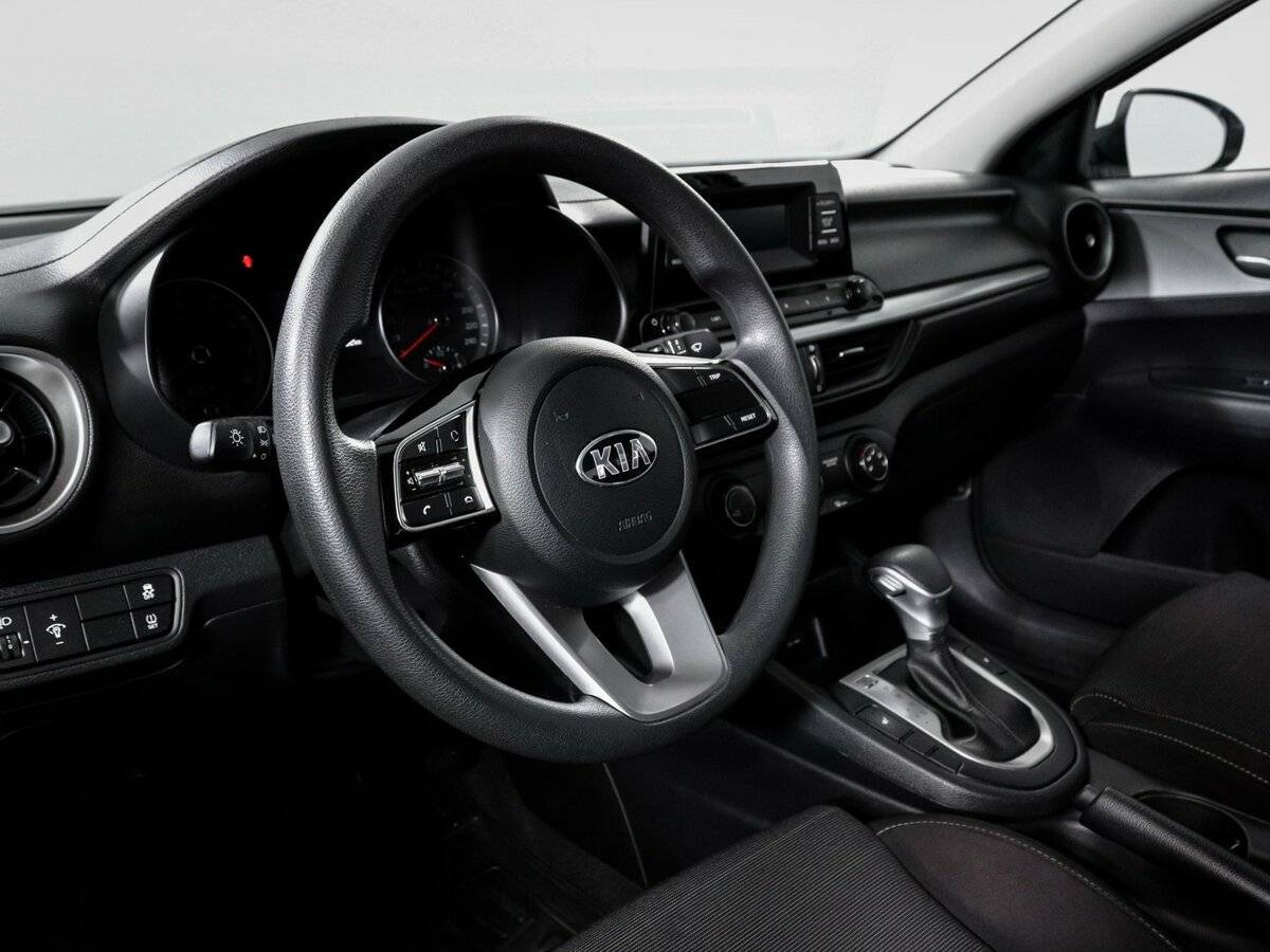 Kia Cerato с пробегом — 2020 год. Фото: #13