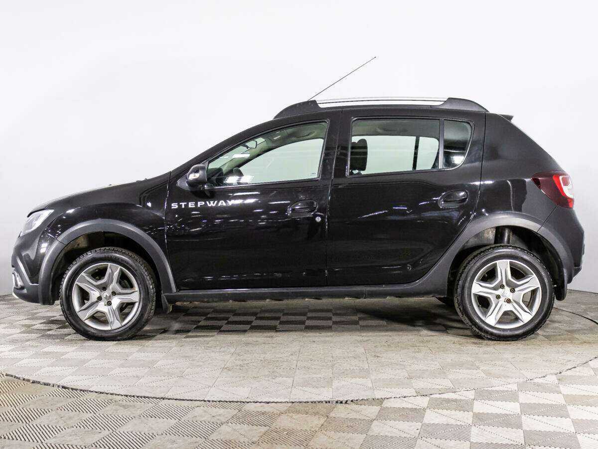 Renault Sandero с пробегом — 2018 год. Фото: #7