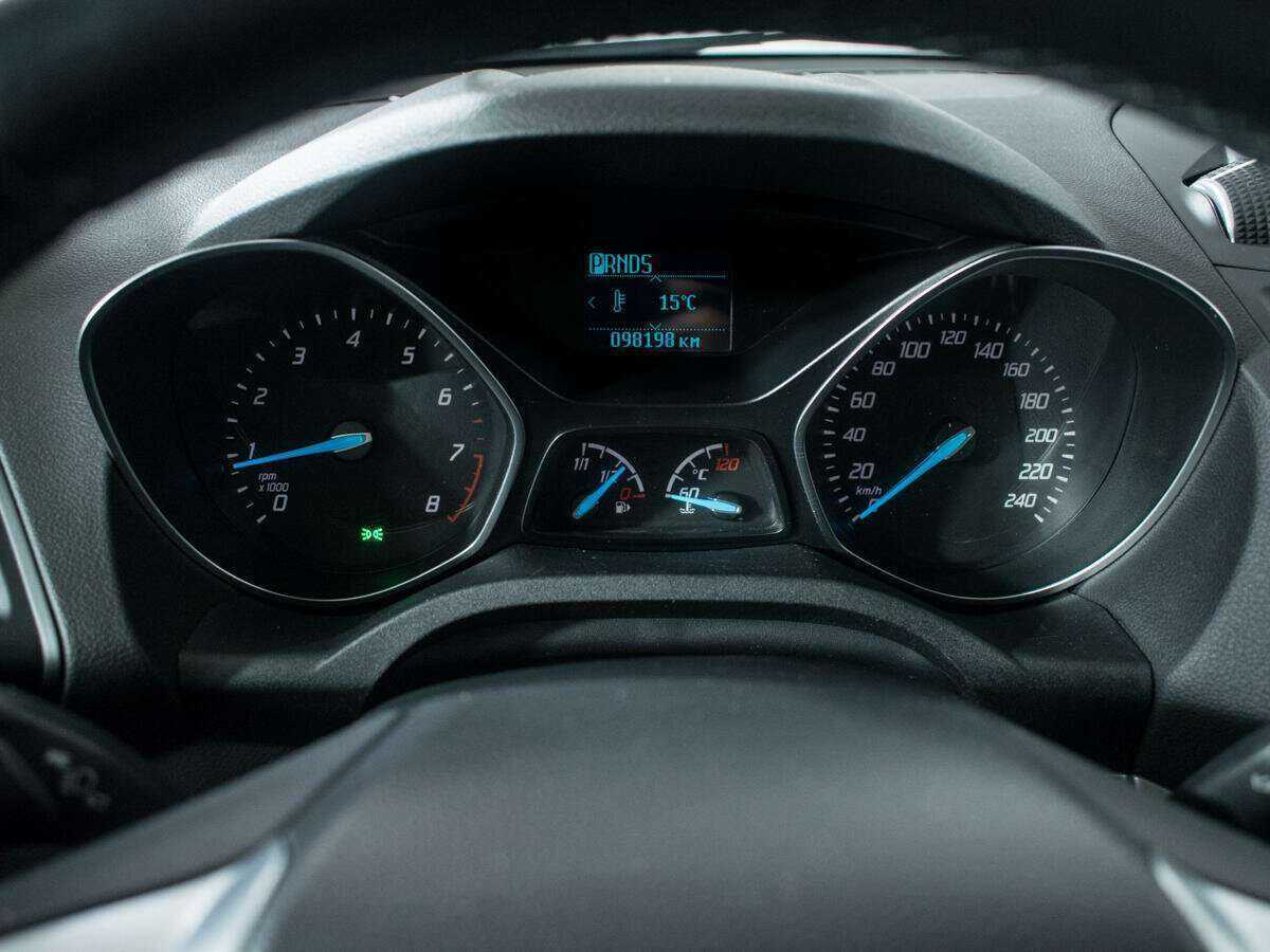 Ford Kuga с пробегом — 2016 год. Фото: #10