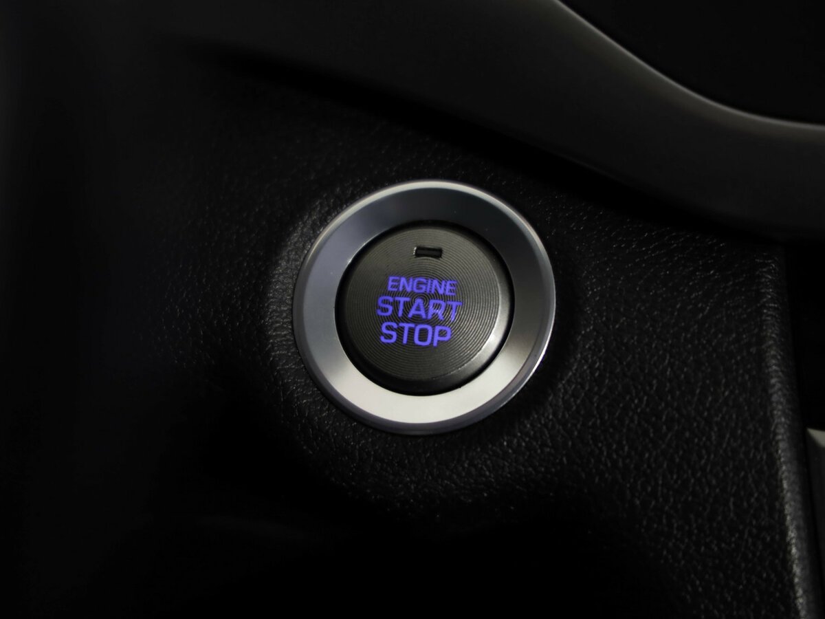 Hyundai Elantra с пробегом — 2016 год. Фото: #13