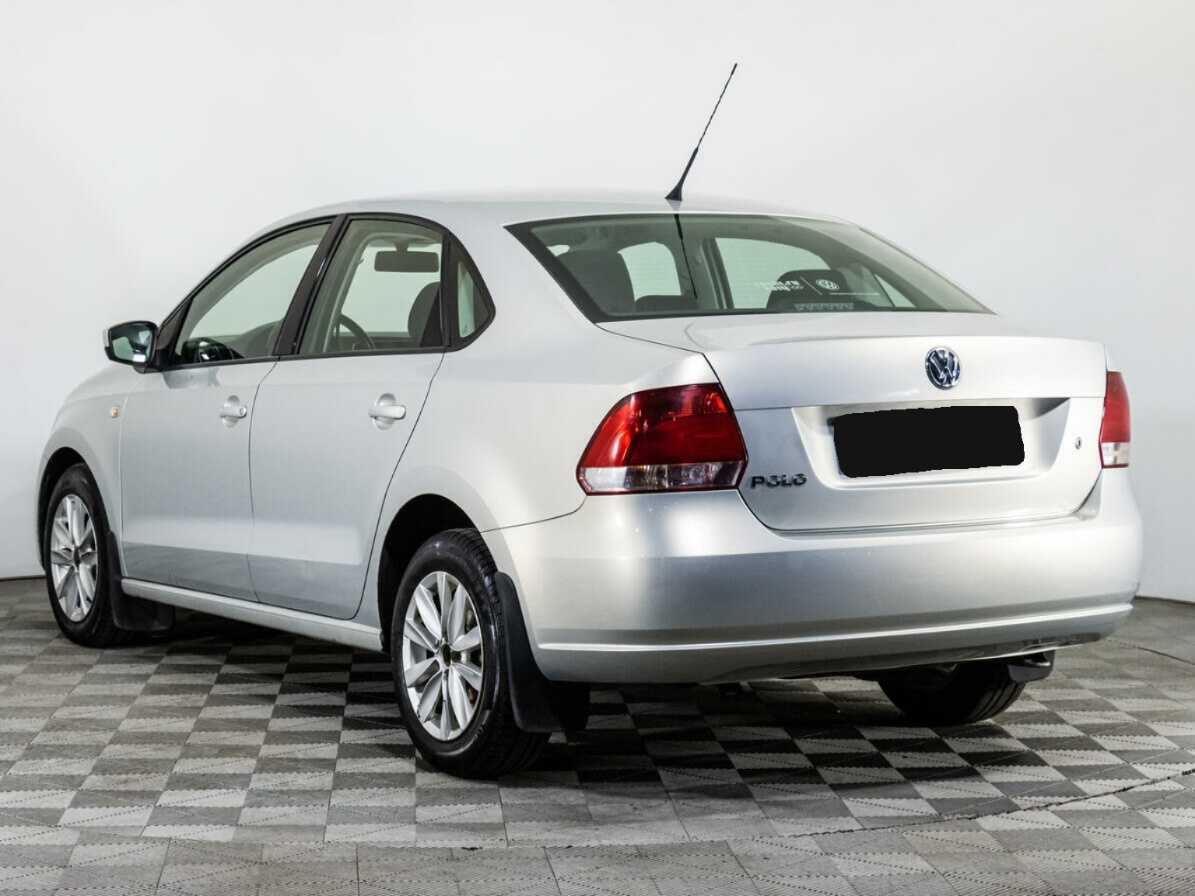 Volkswagen Polo с пробегом — 2013 год. Фото: #5