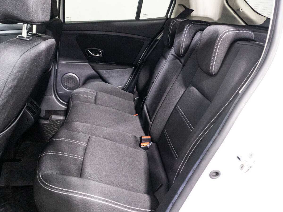 Renault Megane с пробегом — 2014 год. Фото: #9