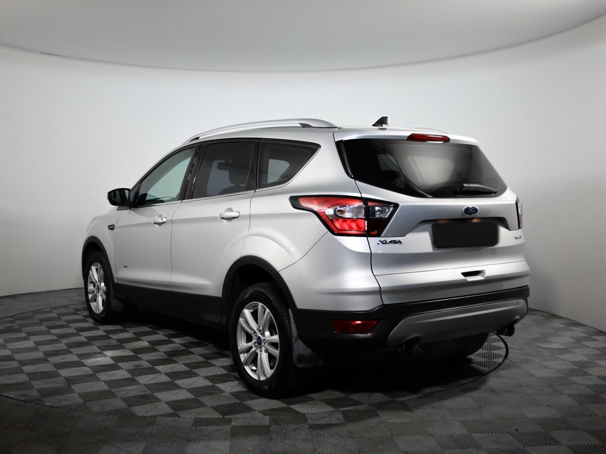 Ford Kuga с пробегом — 2018 год. Фото: #6