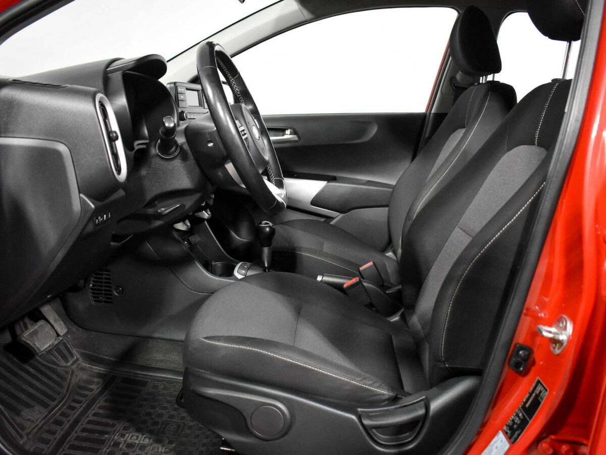 Kia Picanto с пробегом — 2018 год. Фото: #9