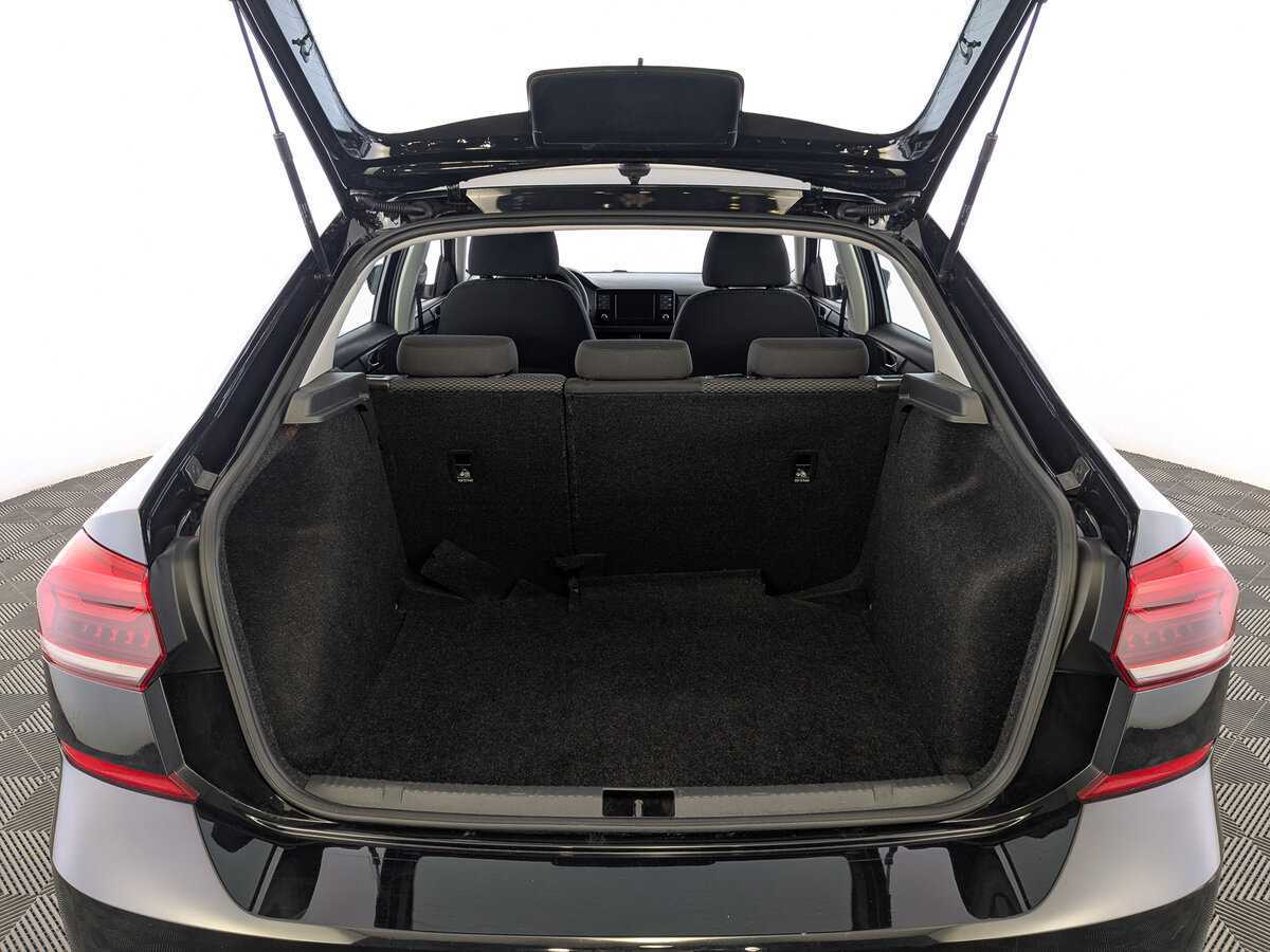 Volkswagen Polo с пробегом — 2020 год. Фото: #9