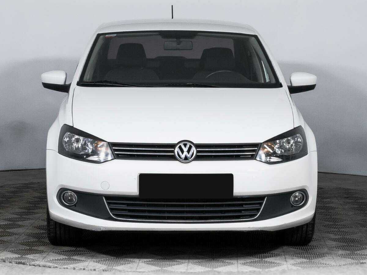 Volkswagen Polo с пробегом — 2013 год. Фото: #1
