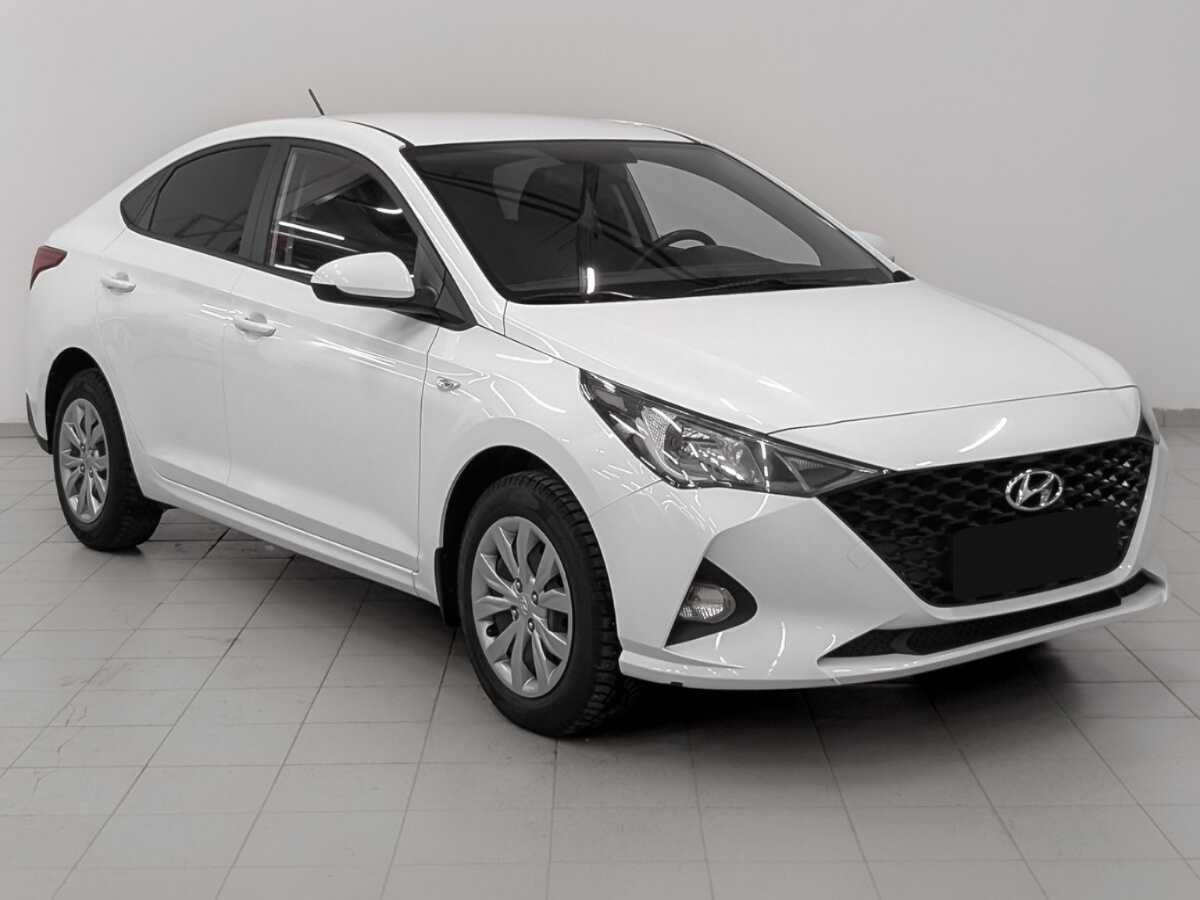 Hyundai Solaris с пробегом — 2020 год. Фото: #2