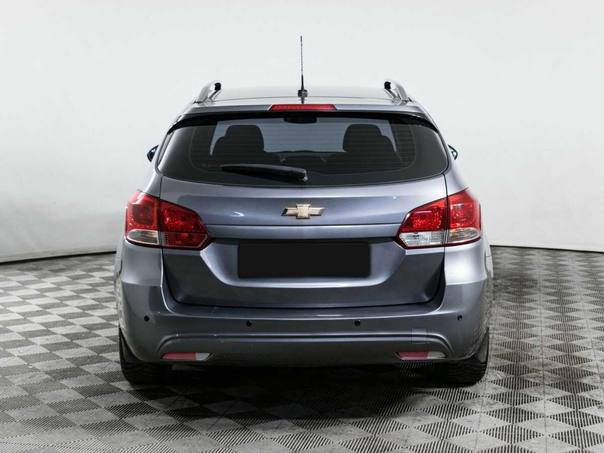Chevrolet Cruze с пробегом — 2013 год. Фото: #4