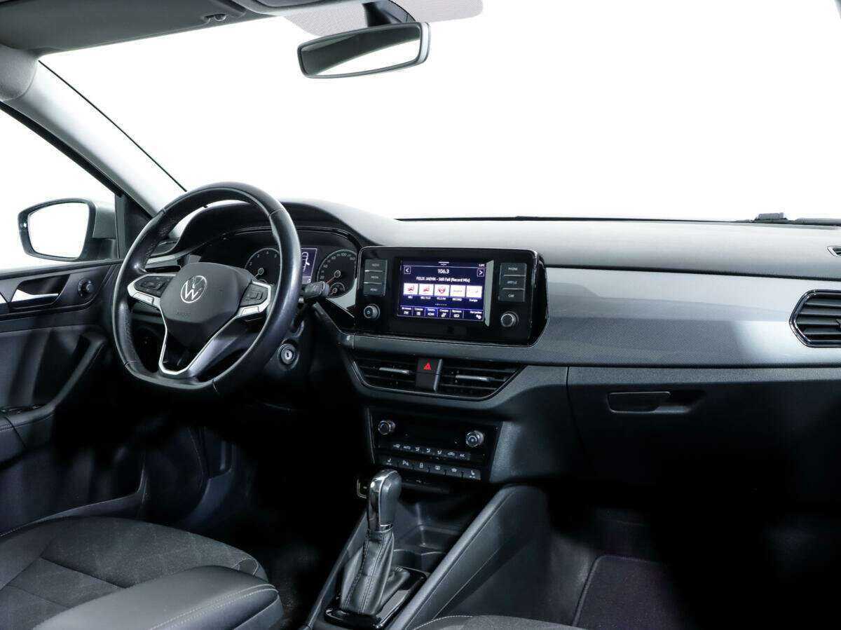 Volkswagen Polo с пробегом — 2020 год. Фото: #8