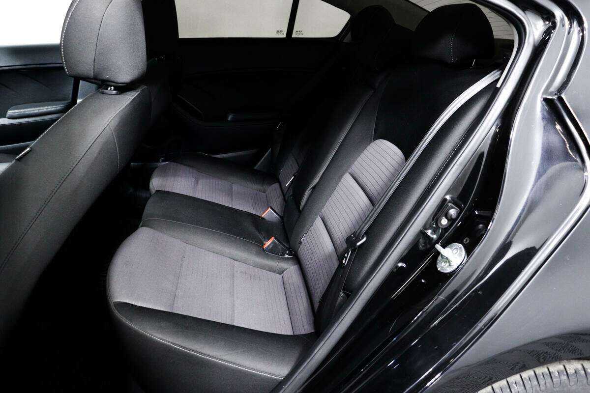 Kia Cerato с пробегом — 2018 год. Фото: #10