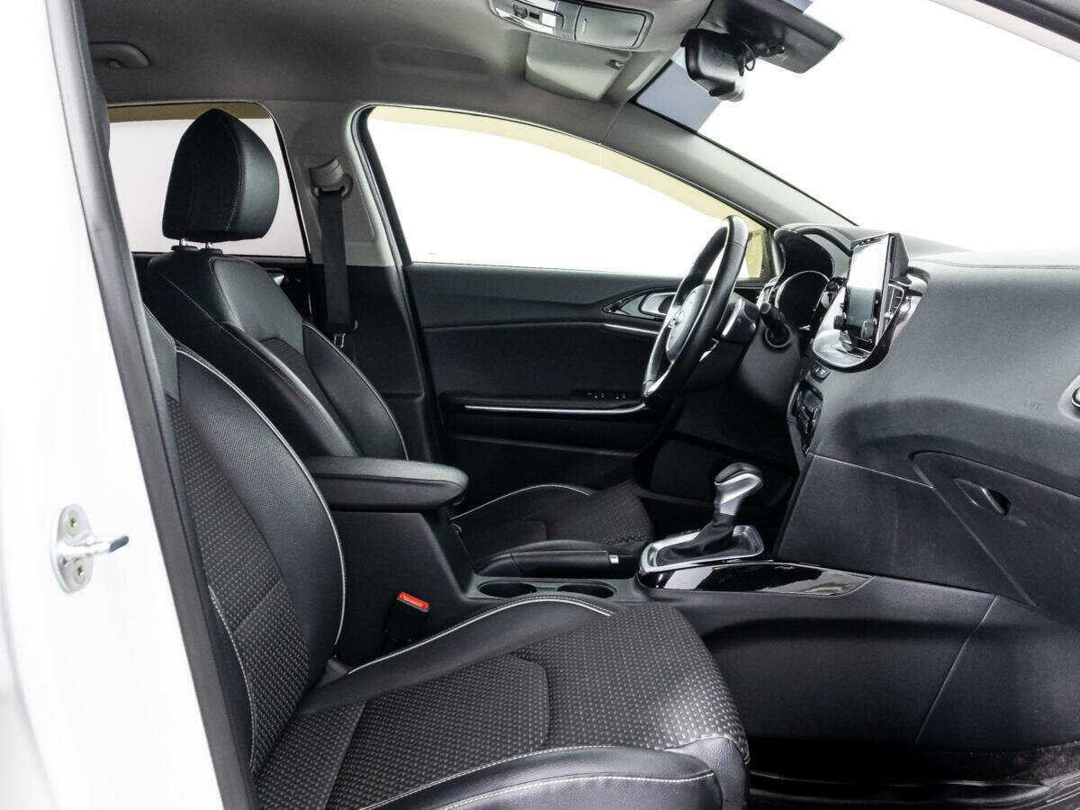 Kia Ceed с пробегом — 2020 год. Фото: #23