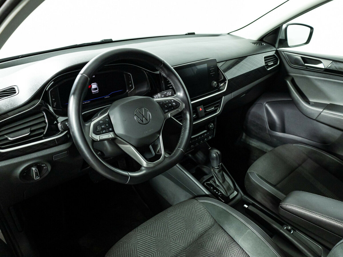 Volkswagen Polo с пробегом — 2022 год. Фото: #8