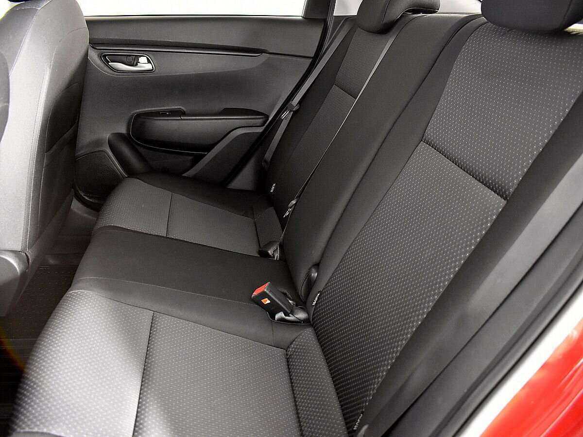 Kia Rio с пробегом — 2020 год. Фото: #8