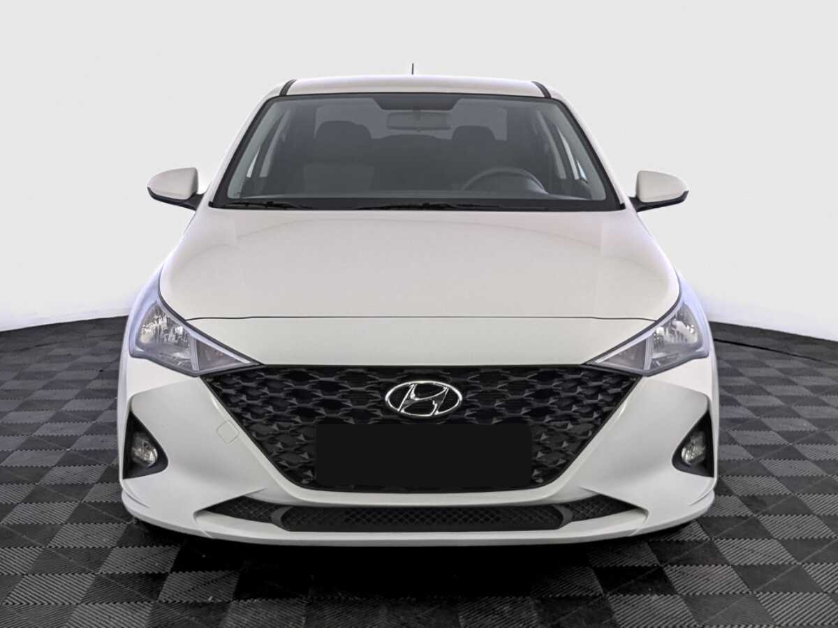 Hyundai Solaris с пробегом — 2022 год. Фото: #1