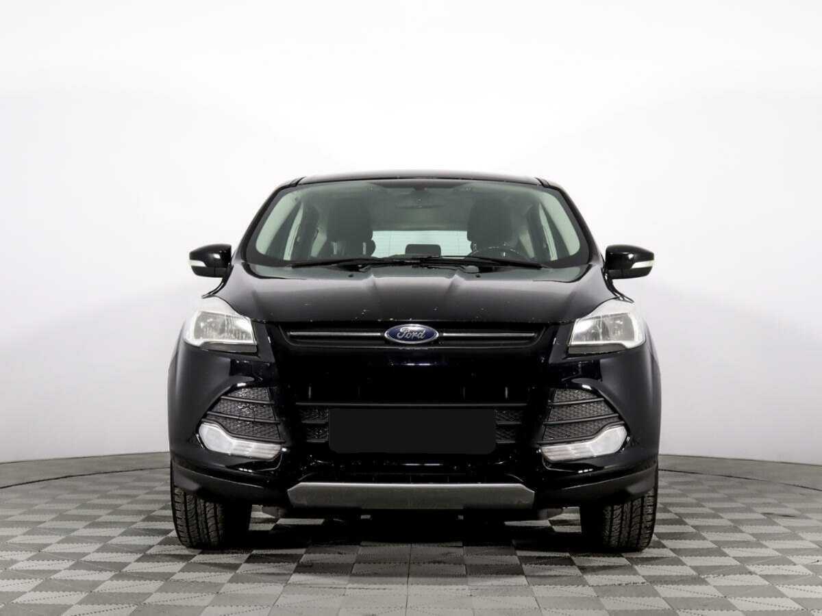 Ford Kuga с пробегом — 2015 год. Фото: #1
