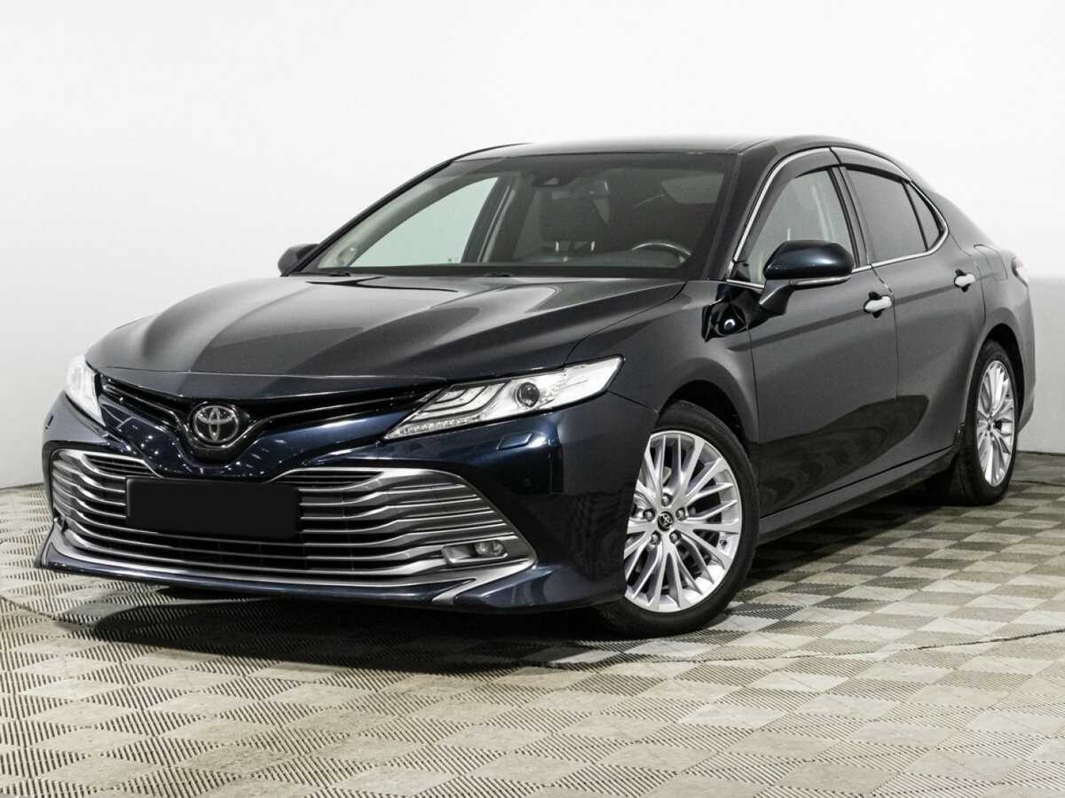 Toyota Camry с пробегом — 2018 год. Фото: #0
