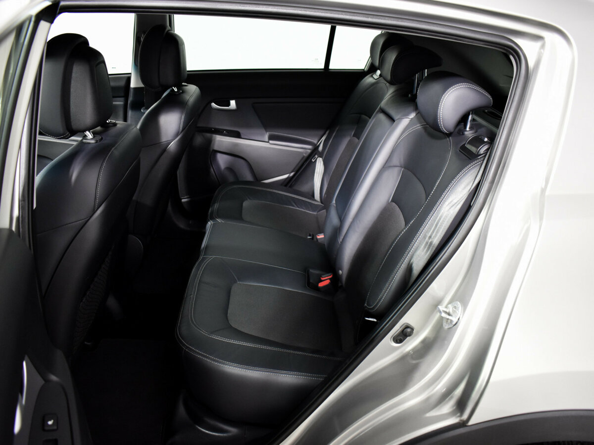 Kia Sportage с пробегом — 2013 год. Фото: #10