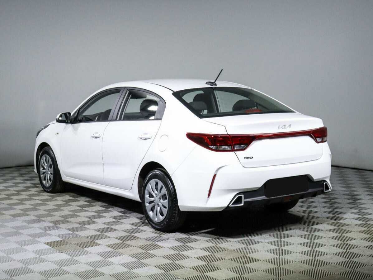 Kia Rio с пробегом — 2022 год. Фото: #6