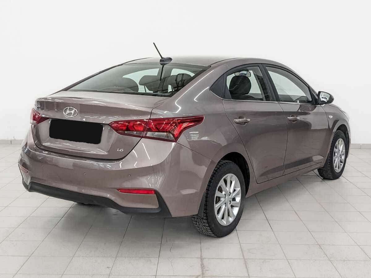 Hyundai Solaris с пробегом — 2018 год. Фото: #4