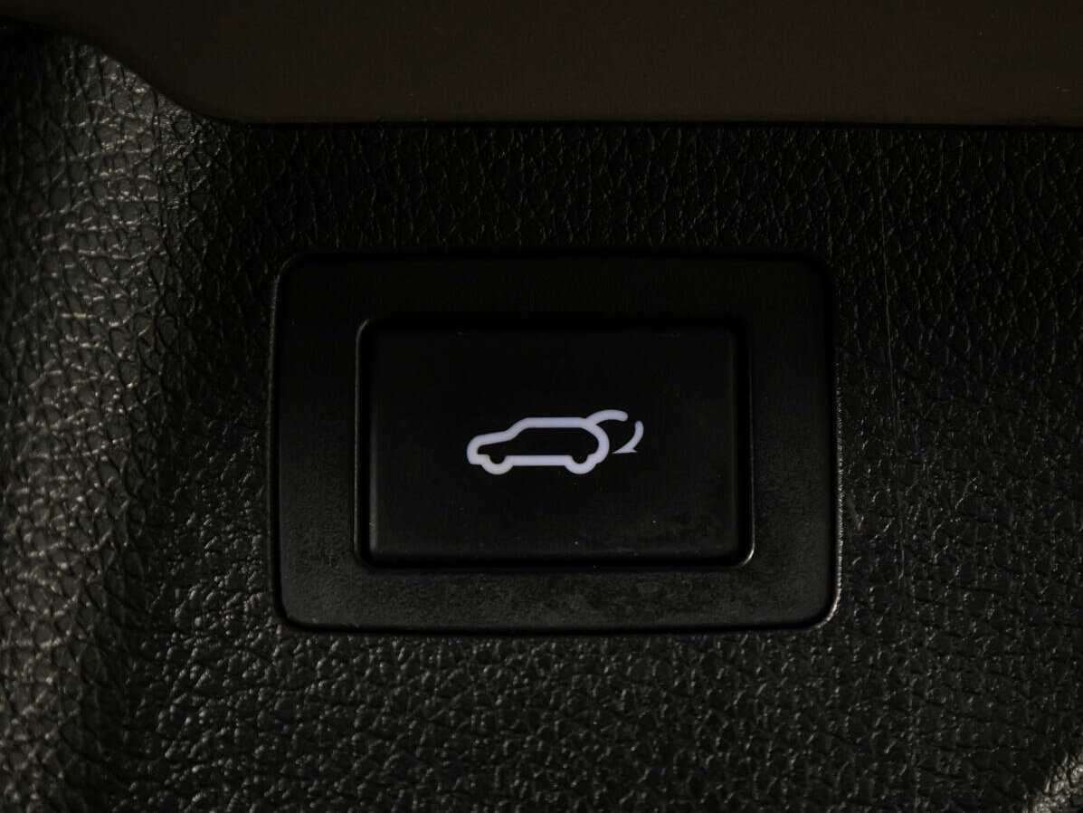 Hyundai Santa Fe с пробегом — 2014 год. Фото: #14