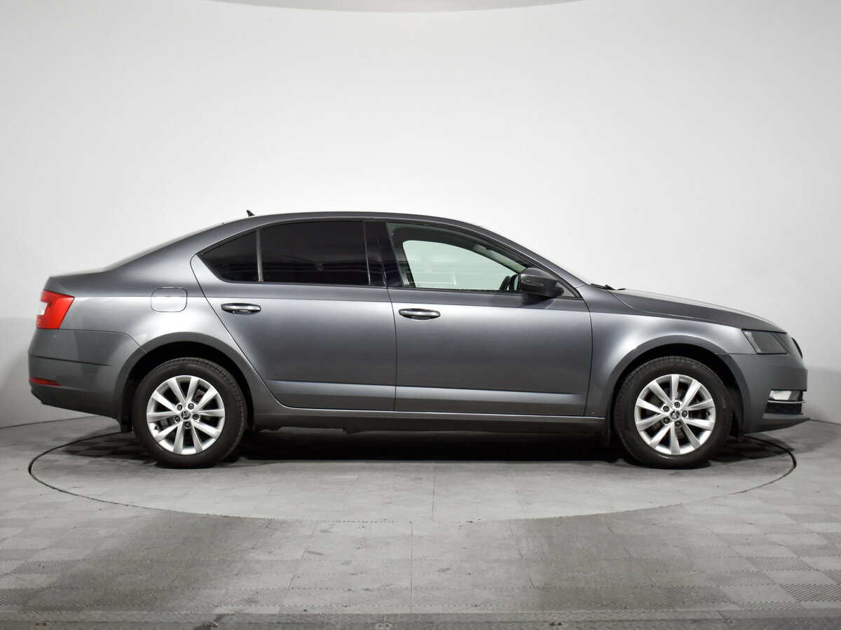 Skoda Octavia с пробегом — 2017 год. Фото: #3