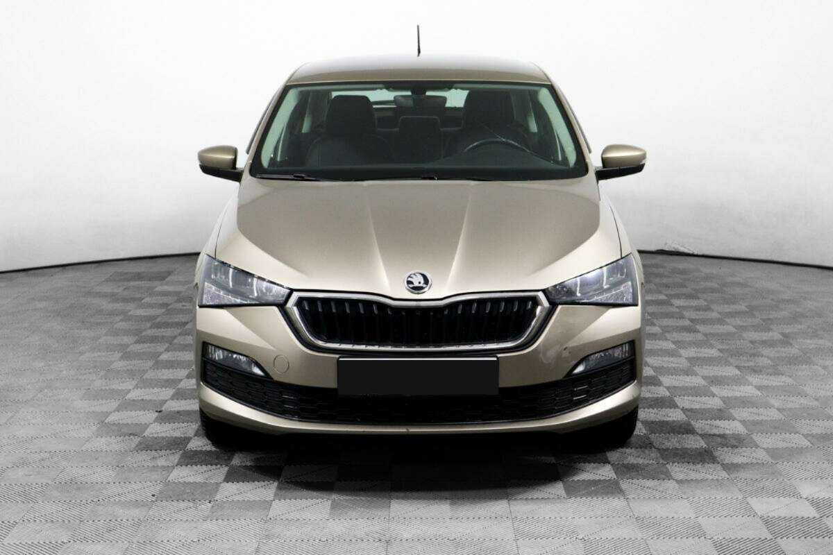Skoda Rapid с пробегом — 2020 год. Фото: #1