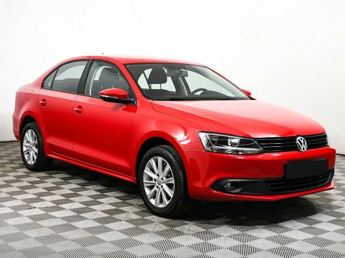 Volkswagen Jetta с пробегом — 2014 год. Фото: #2