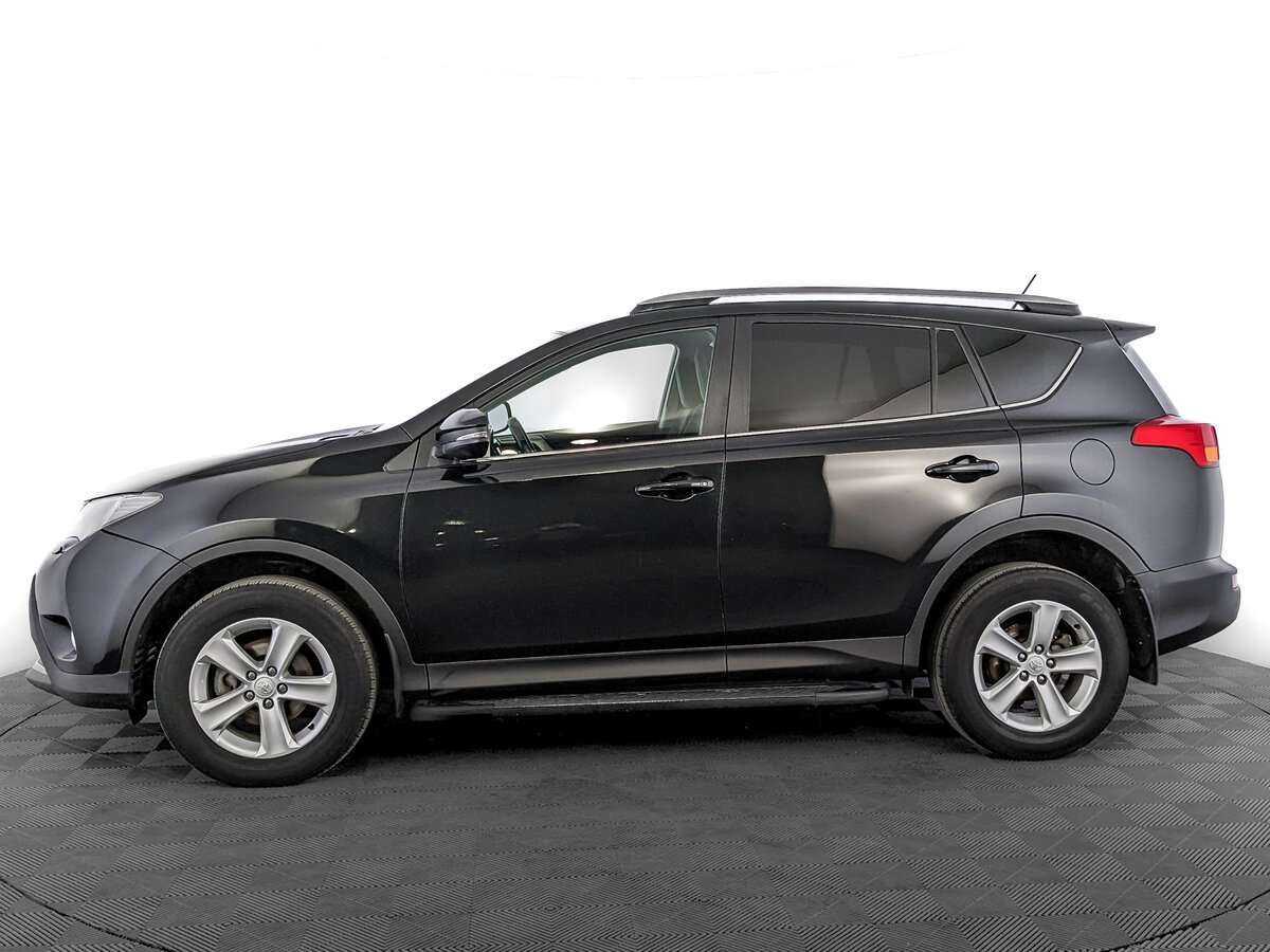 Toyota RAV4 с пробегом — 2014 год. Фото: #6